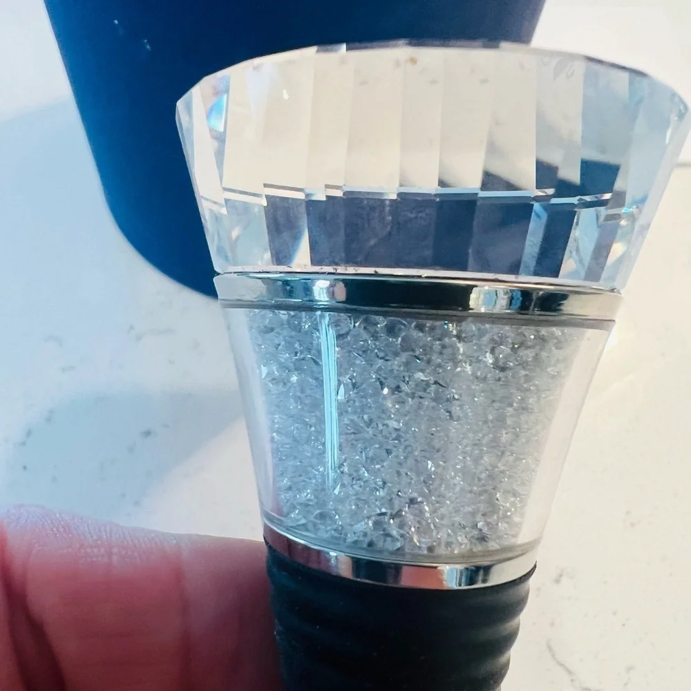 Swarovski Crystalline Bottle Stopper